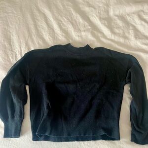 GAP Black Crewneck Sweater